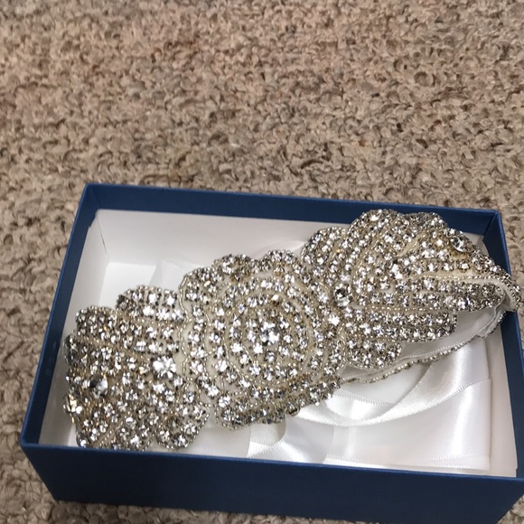 Beautiful Sash for Wedding Dress - Picture 2 of 13